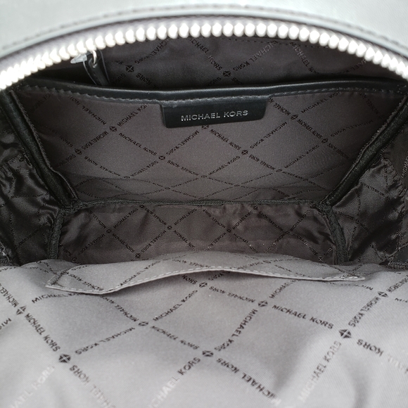 Michael Kors Kenly MD Sequin Backpack Black - Picture 4 of 7